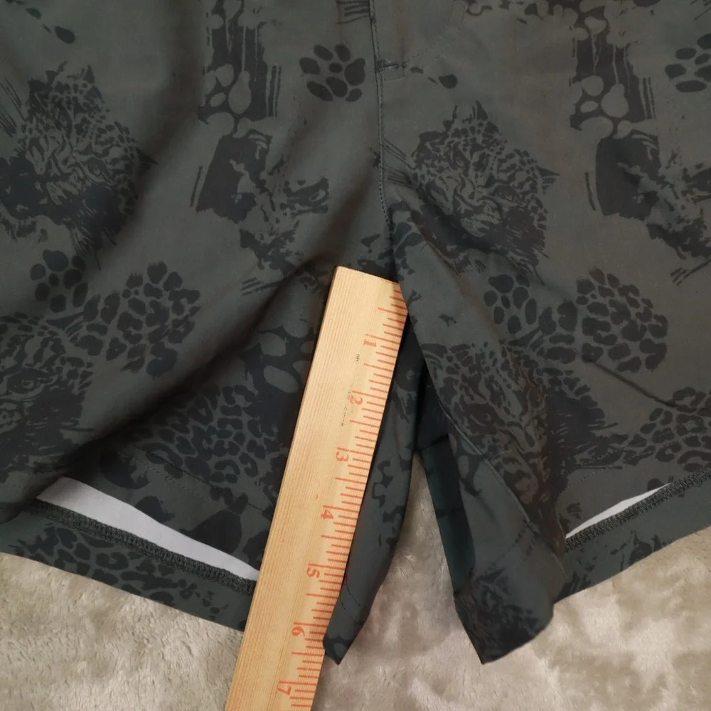 maamgic Grey Leopard Jungle Print Swim Trunks Lined Shorts size XL Beach Resort‎